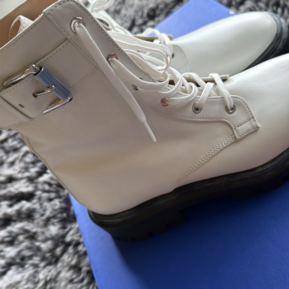 NWT Stuart Weitzman Ultra Lug Buckel Combat Boots - White